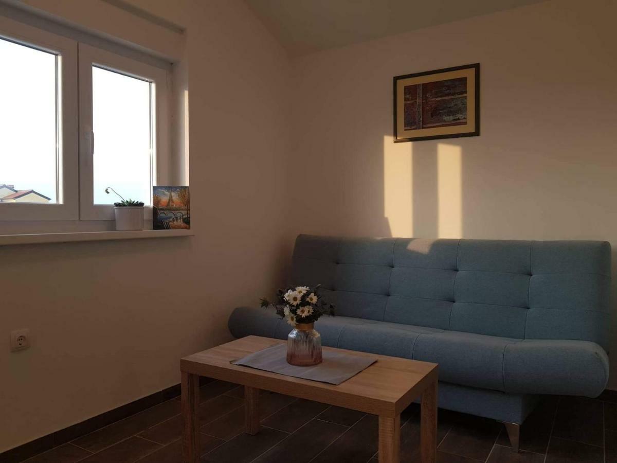 Apartmani Luce I Miho Nin Exteriör bild